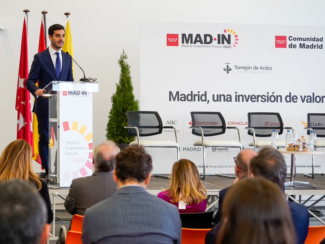 Alejandro Navarro interviniendo en Madrid Investment Forum 2024 